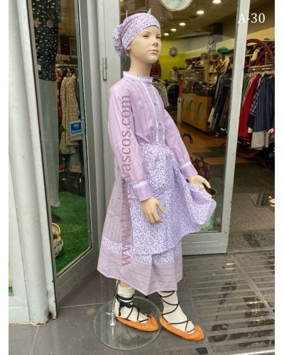 Traje de aldeanita vasca A30 - 3