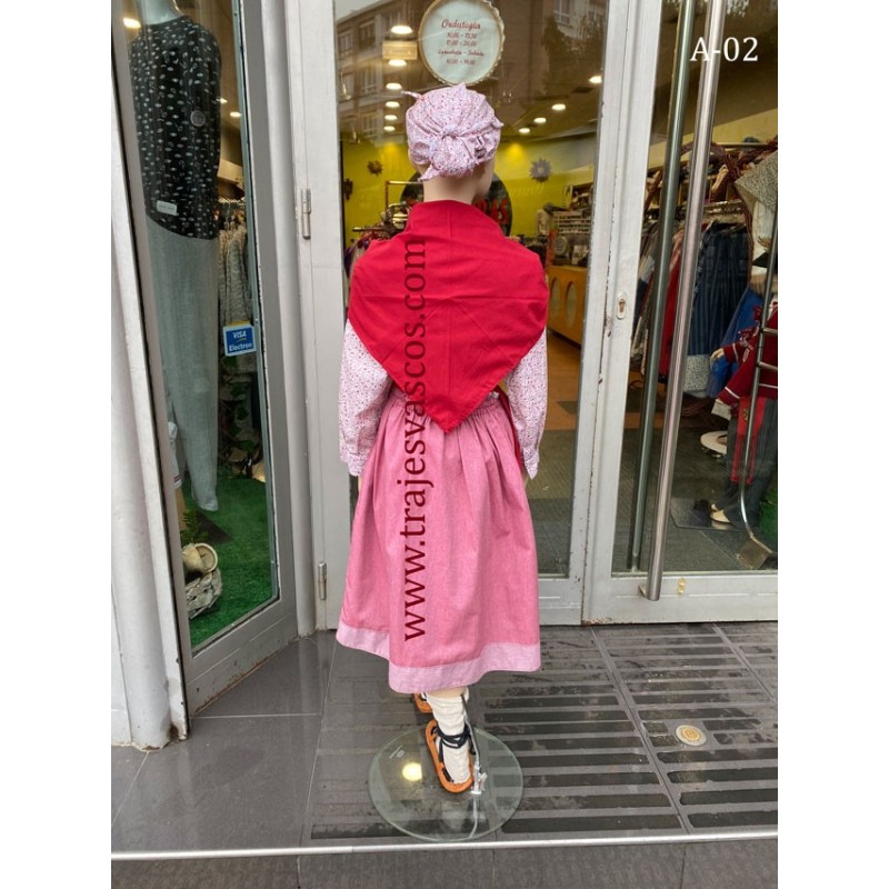 Neskatoentzako euskal jantzia  - 6