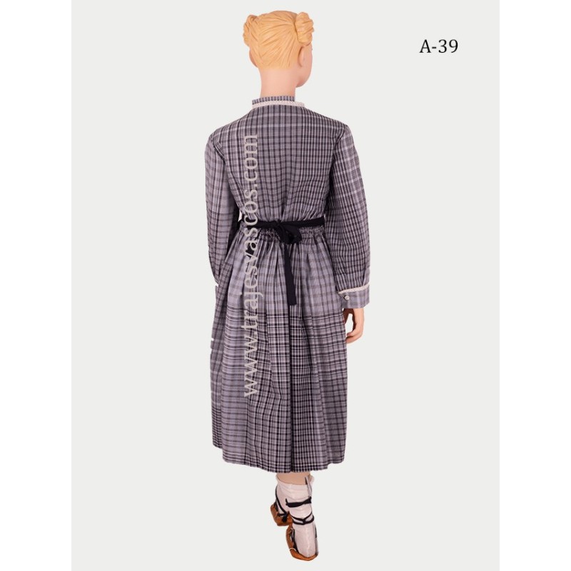 Conjunto tradicional vasco niña A39 - 5