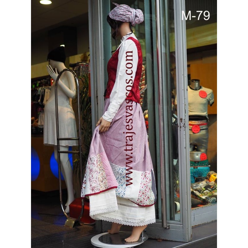 Traje vasco con tokilla granate M-79 - 5