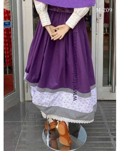 Falda tradicional de aldeana con greca de flores M 209 - 5