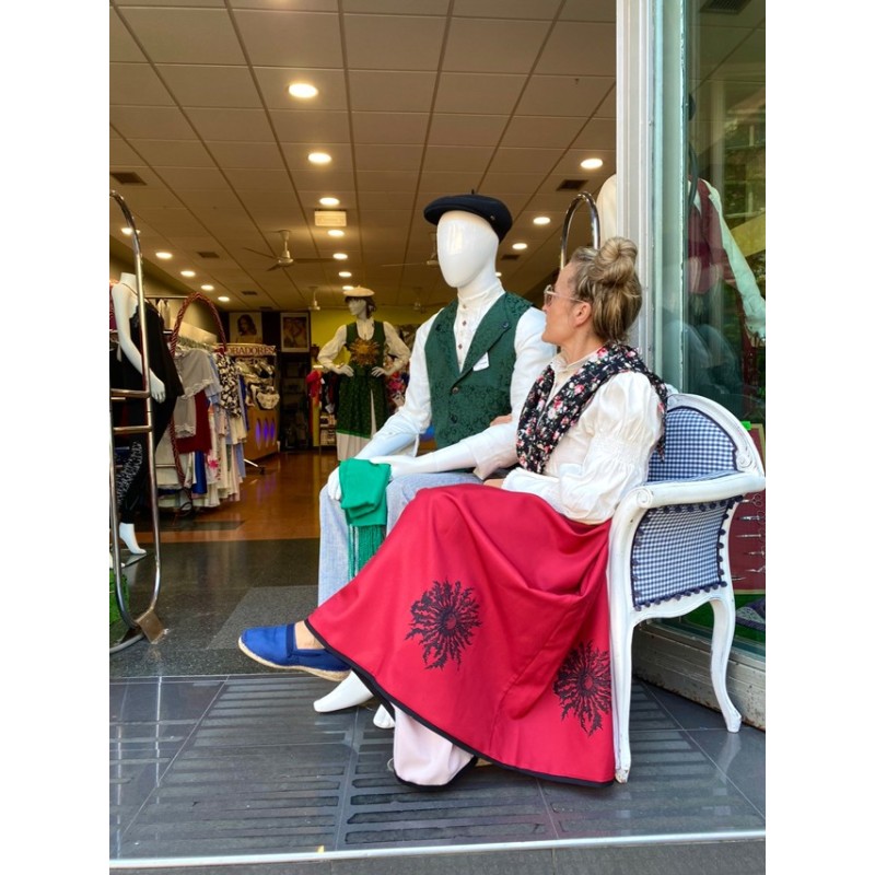 Euskal jantzia eguzkilore M82 - 1