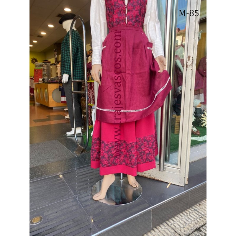 Conjunto vasco de mujer flores granate M85 - 11