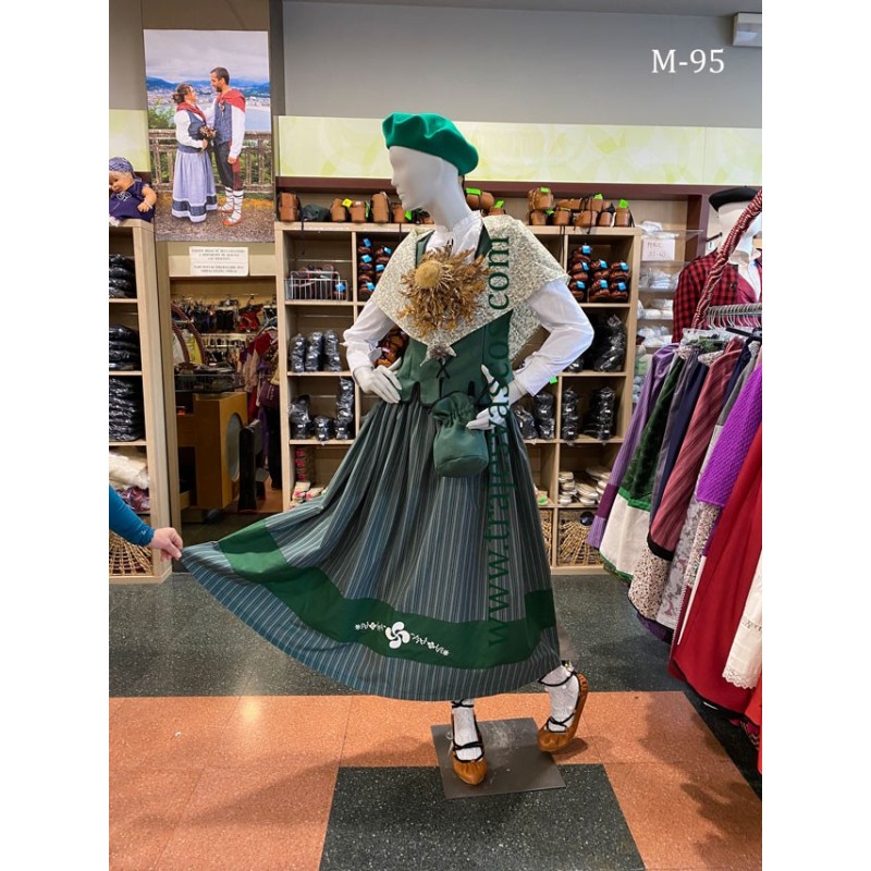 Traje baserritarra verde con laburu para mujer M95 - 1
