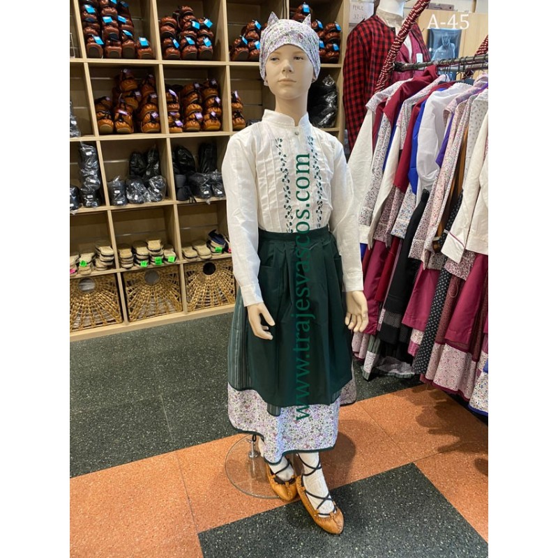 Euskal jantzia berdea neskentzat A45