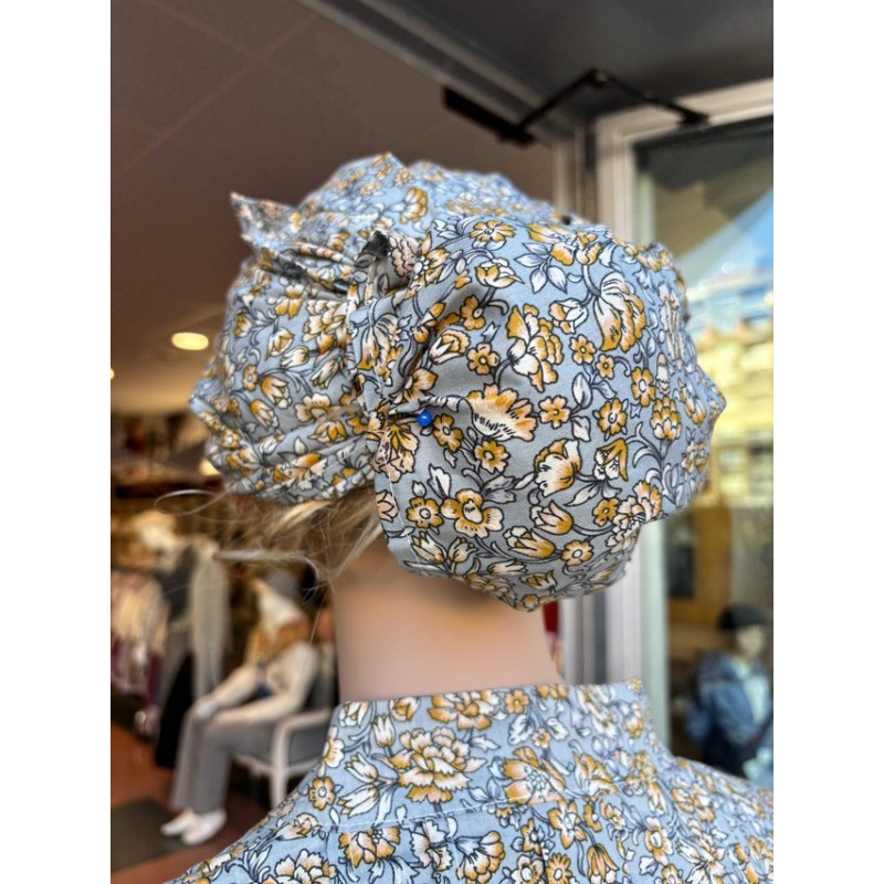 Pañuelo vasco de flores gris y amarillo para traje tradicional M156