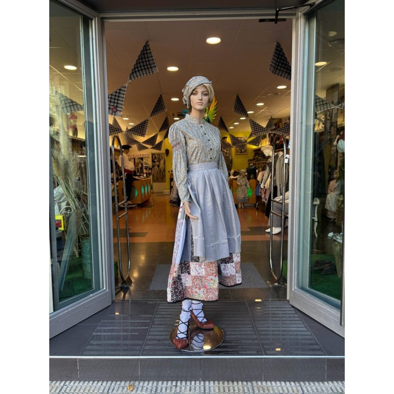 Delantal de lino gris tradicional para traje vasco de mujer M267
