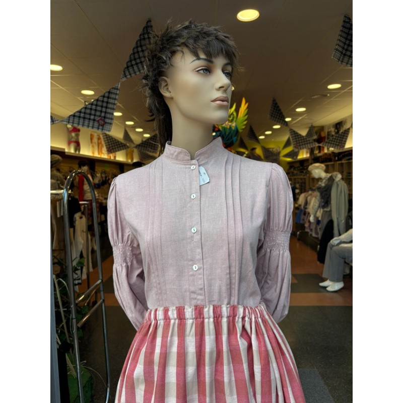 Blusa granate de lino con lorzas y frunce en manga  Indumentaria vasca mujer M365