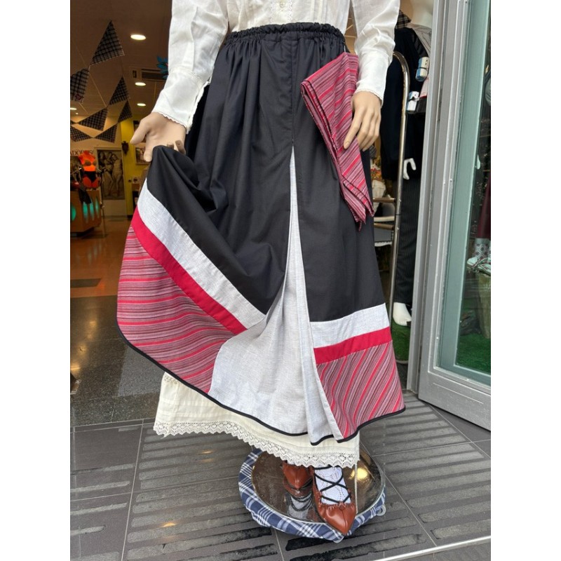 Falda vasca negra con franjas grises y rojas M258