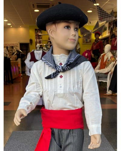 Camisa blanca bordada para niño O231