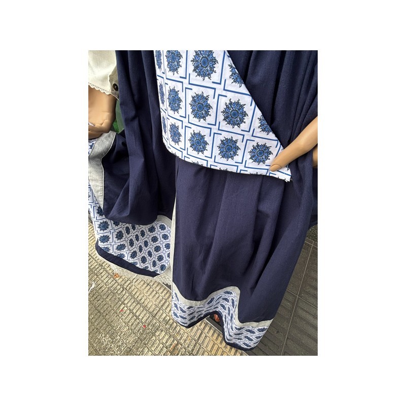 Falda traje vasco mujer azul con eguzkilore M262