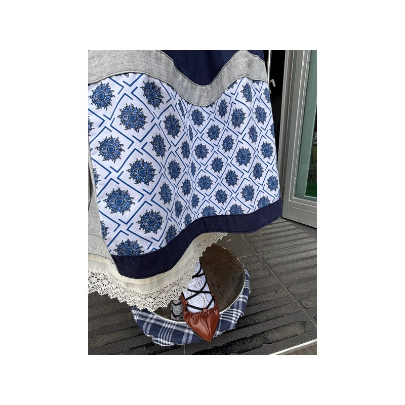 Falda traje vasco mujer azul con eguzkilore M262