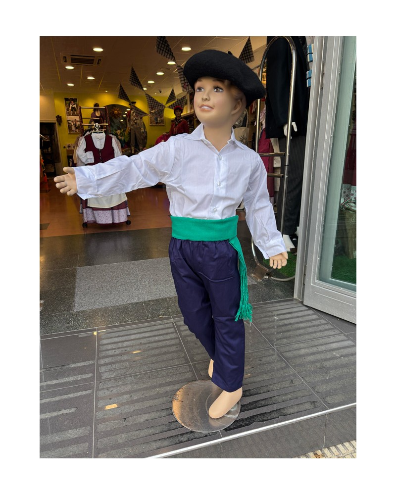 Olentzero jantzi ekonomikoa, txapela, alkandora, gerrikoa eta mahoizko galtzak