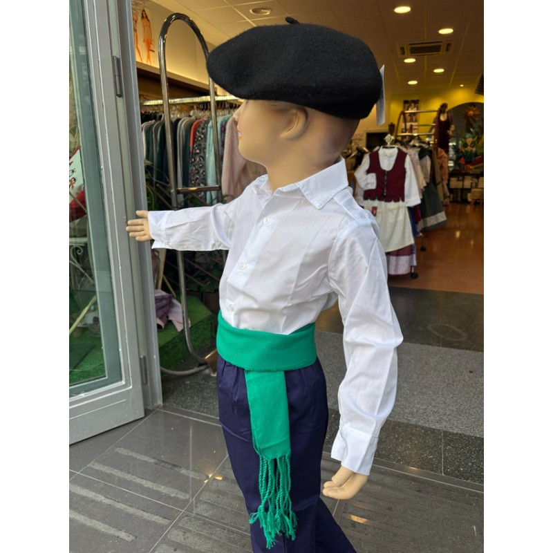 Traje vasco niño con mendigozal negro – txapela, gerriko rojo y rayas