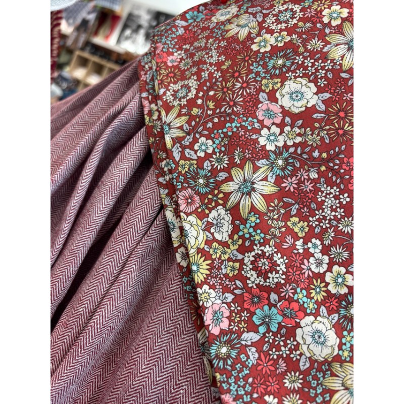 Falda Granate con Pañuelo a Juego para Traje Vasco de Mujer