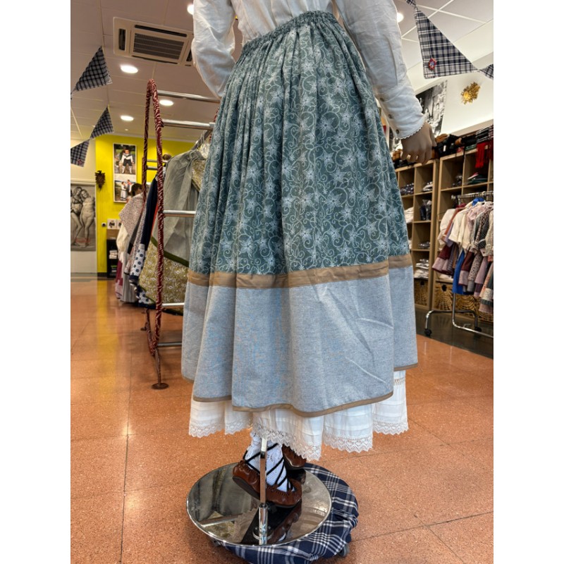 Falda Tradicional Vasca de Mujer en Verde Estampado
