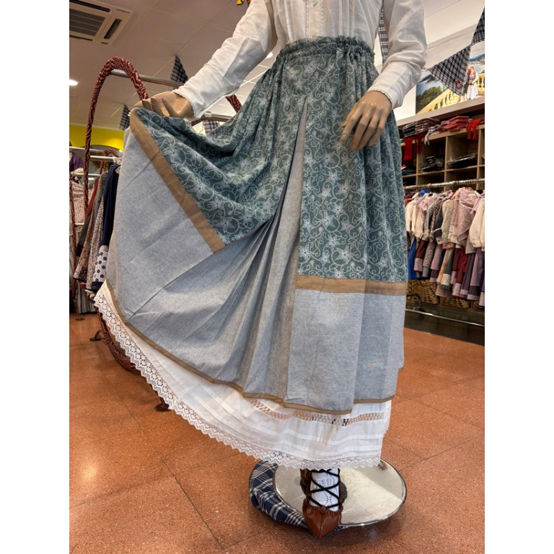 Falda Tradicional Vasca de Mujer en Verde Estampado