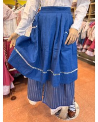 Delantal vasco de mujer azul de lino con ribete blanco y bolsillos