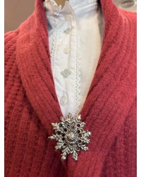 Toquilla vasca de mujer fucsia de pico en punto tradicional