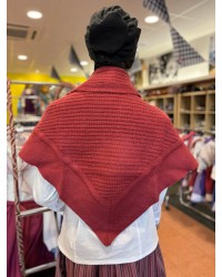 Toquilla vasca de mujer fucsia de pico en punto tradicional