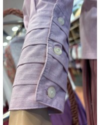 Blusa vasca rosa con lorzas tradicionales