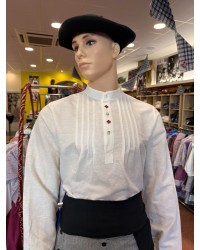 Camisa blanca con laburus bordados granate de calidad superior