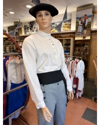 Camisa blanca con laburus bordados granate de calidad superior