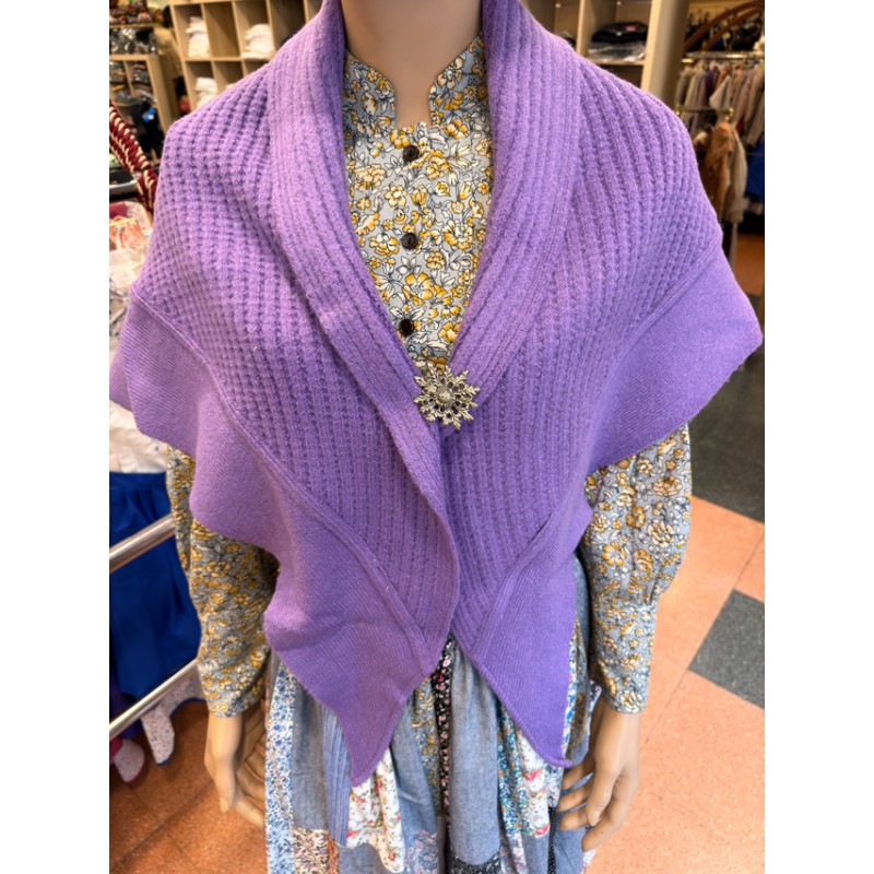 Euskal tokila, lila koloreko moko itxurakoa