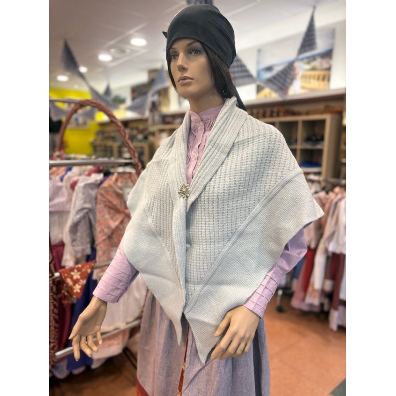 Moko-formako euskal tokila tradizional gris argia