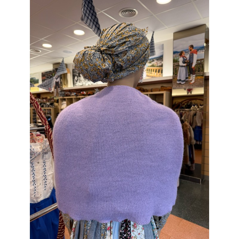 Tradiziozko kapa estiloko lantzezko euskal tokila