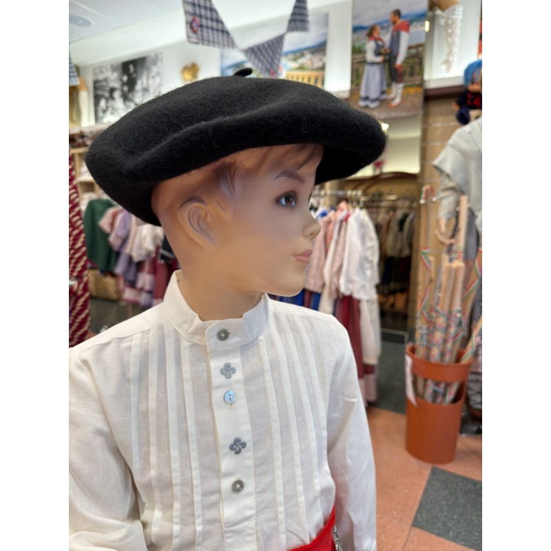 Camisa tradicional vasca infantil blanca con lauburus bordados grises