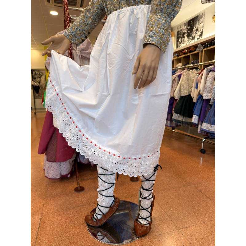 Traje vasco mujer completo negro con corpiño, falda estampada y pañuelo