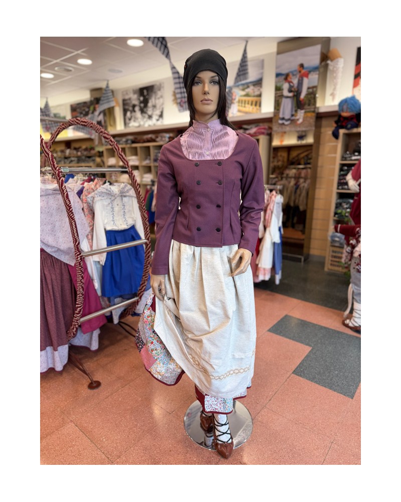 Traje vasco mujer tradicional con chaqueta, falda y delantal