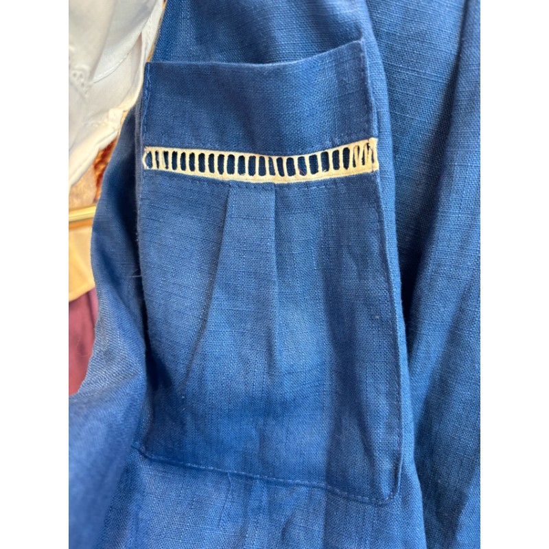 Traje vasco mujer azul completo con falda, delantal y blusa tradicional