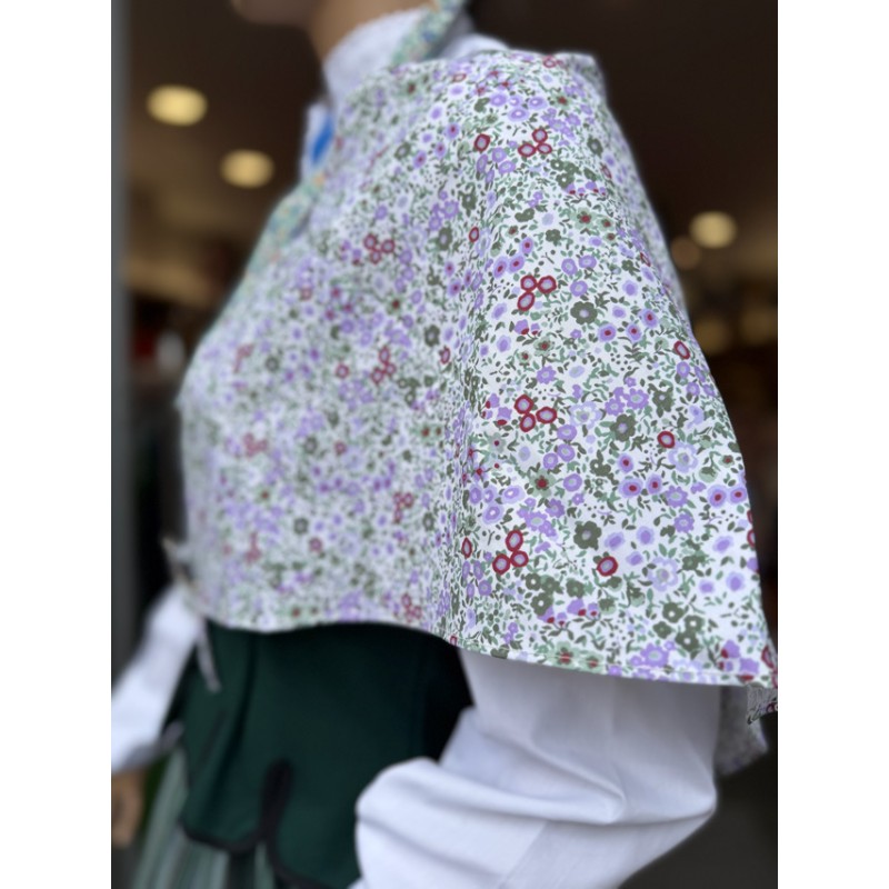 Pañuelo vasco estampado floral verde para traje tradicional