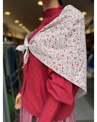 Pañuelo vasco floral granate para traje tradicional del País Vasco