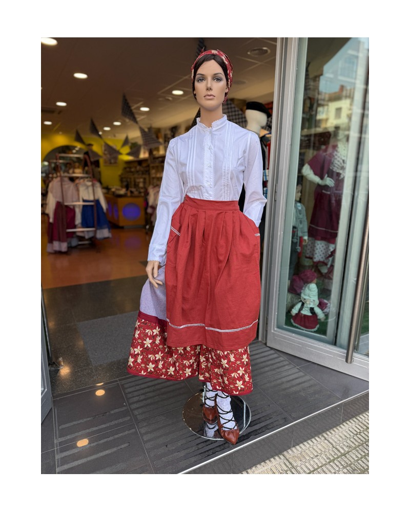 Traje vasco mujer con falda tradicional, delantal y pañuelo incluido