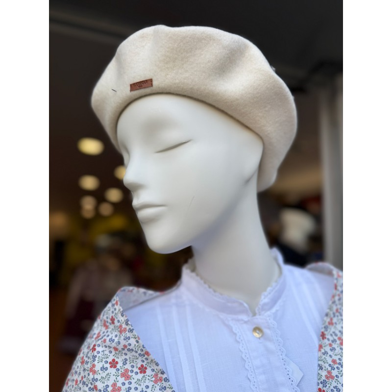 Boina vasca Elósegui color crudo de lana tradicional