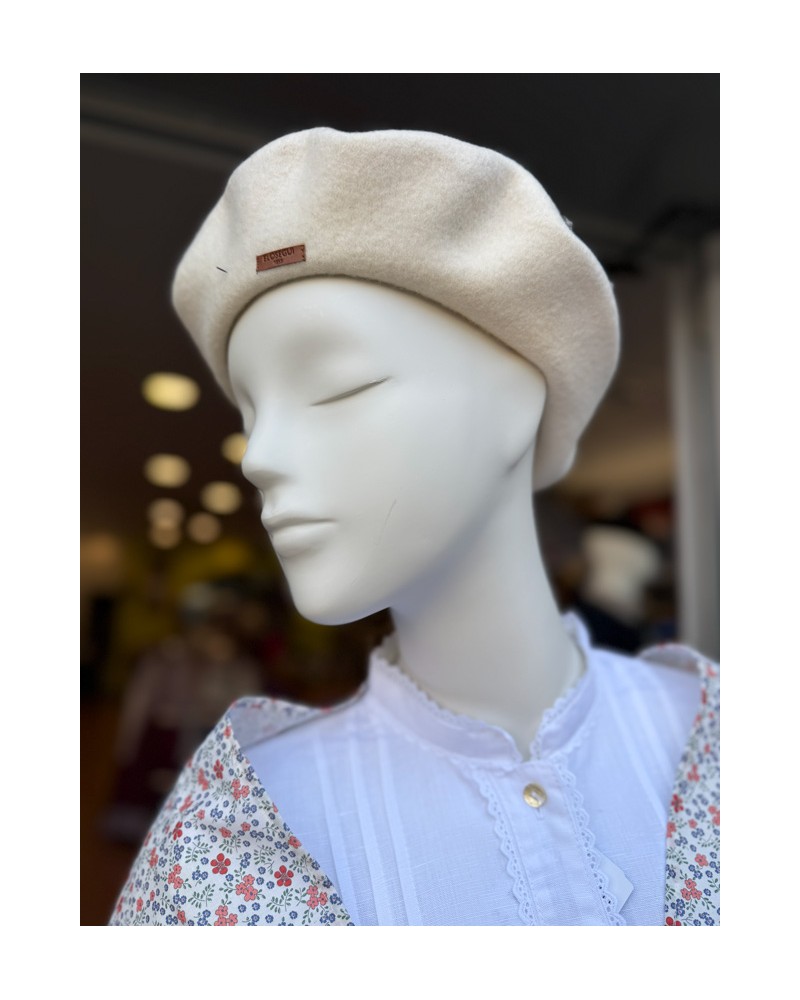 Boina vasca Elósegui color crudo de lana tradicional