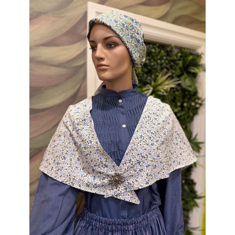 Pañuelo vasco floreado azul para traje tradicional vasco