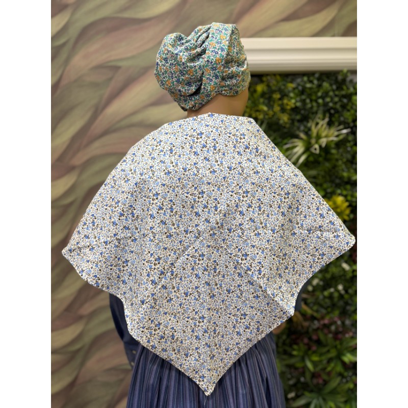 Pañuelo vasco floreado azul para traje tradicional vasco