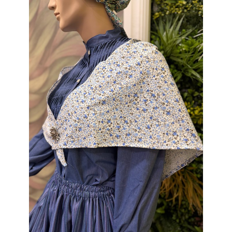 Pañuelo vasco floreado azul para traje tradicional vasco