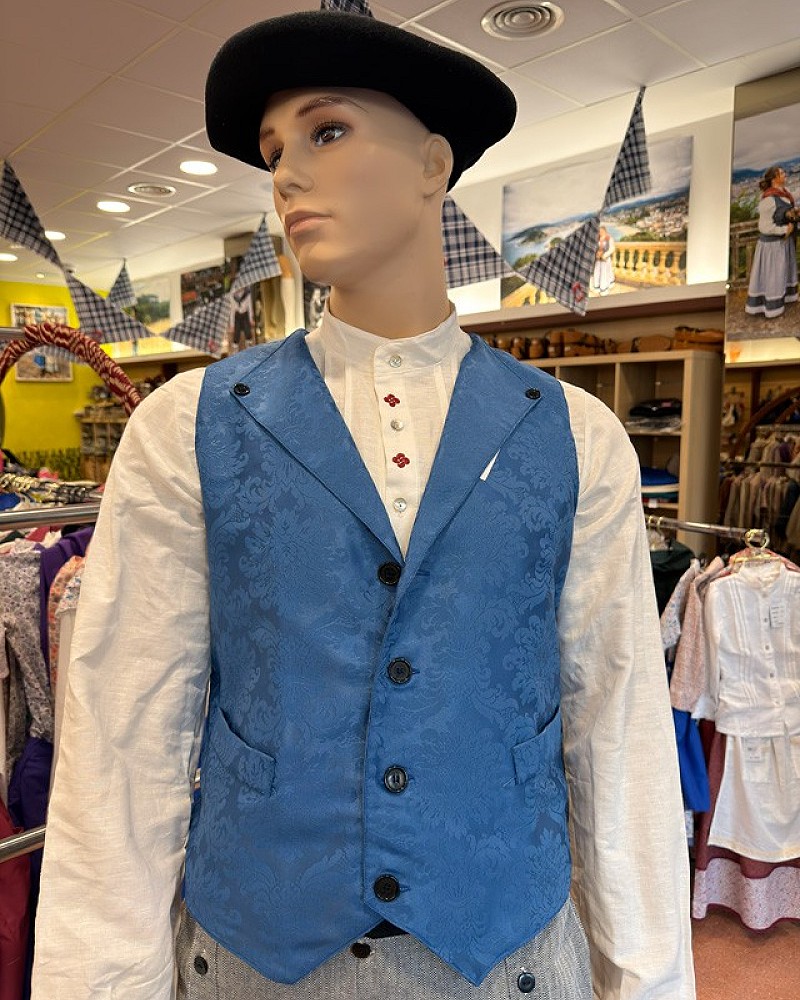 Traje vasco hombre con chaleco azul y gerriko negro - traje de baserritarra regional vasco completo