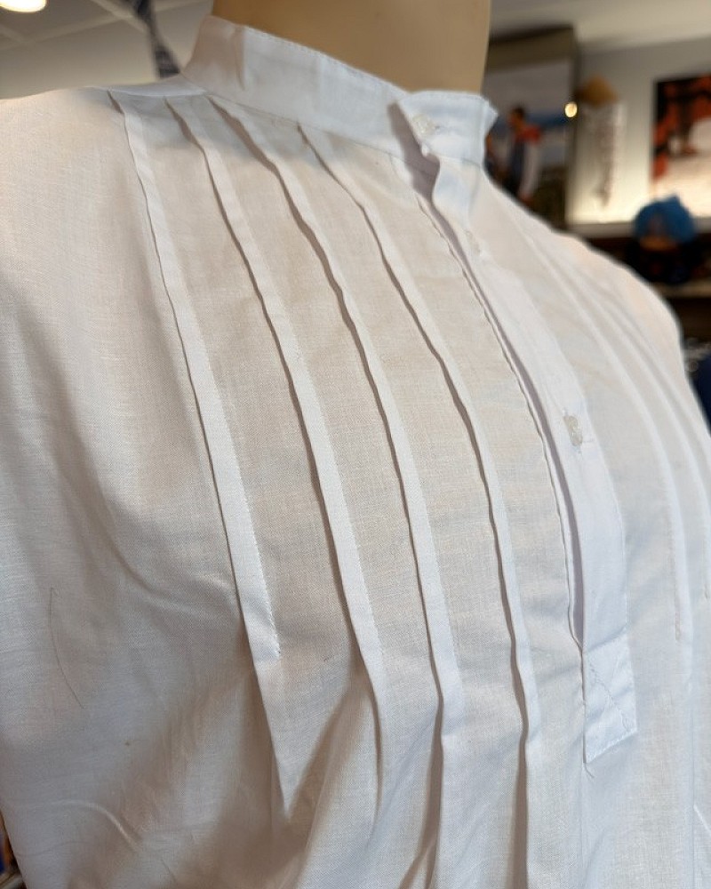 Traje vasco hombre con camisa de lorzas tradicional - traje de baserritarra típico regional vasco