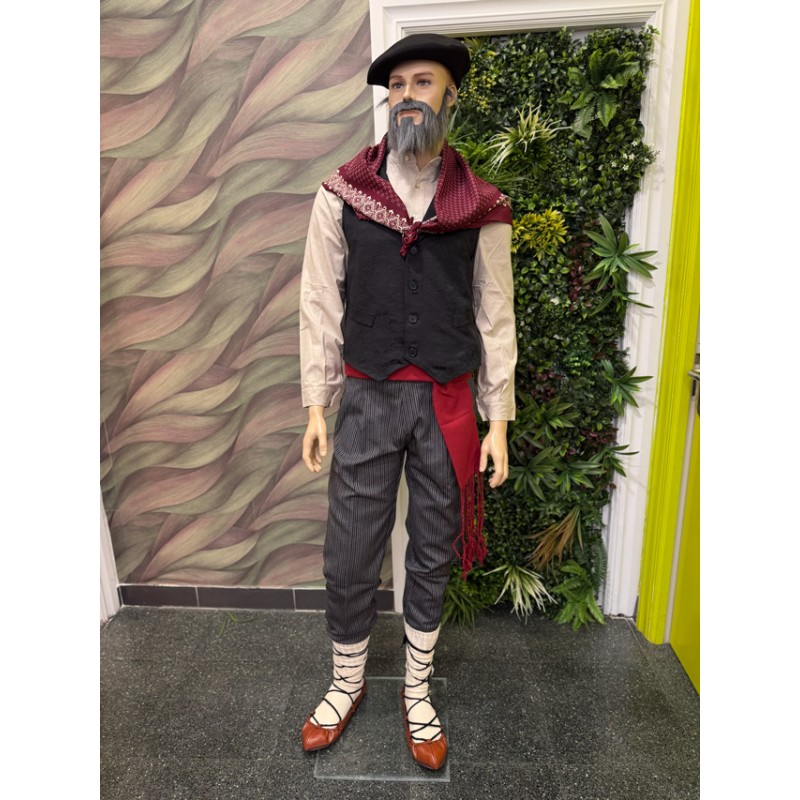 Traje Vasco Hombre con Chaleco Negro y Pañuelo