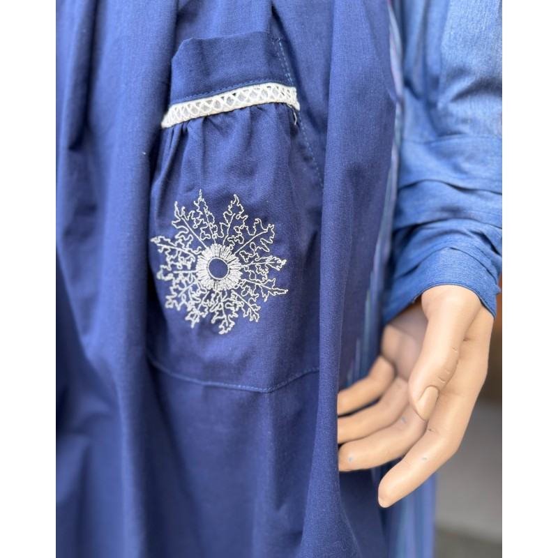 Delantal vasco azul marino con eguzkilore bordado ropa tradicional mujer