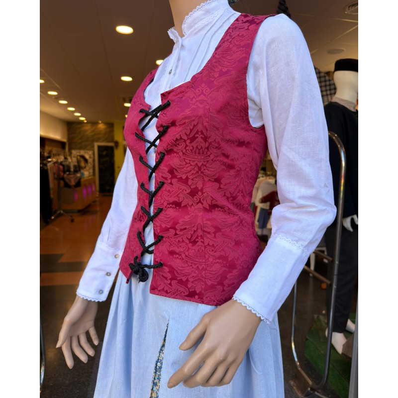 Corpiño vasco granate adamascado con cordones tradicionales