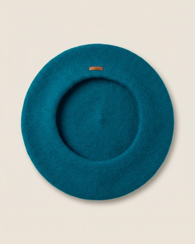 Emakumeen txapel berdea...