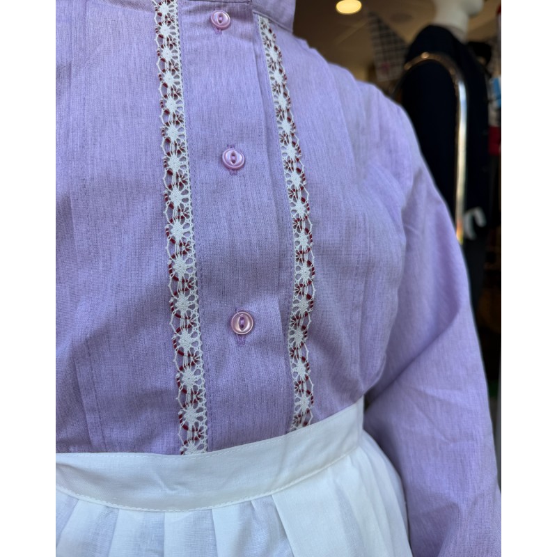 Traje Tradicional Vasco de Niña con Delantal y Pañuelo