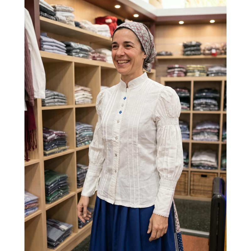 Blusa de lino con mangas abullonadas y detalles en azul M367 - Blusa de Aldeana Vasca